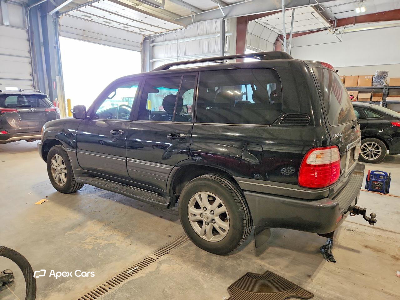 Lexus LX 2004
