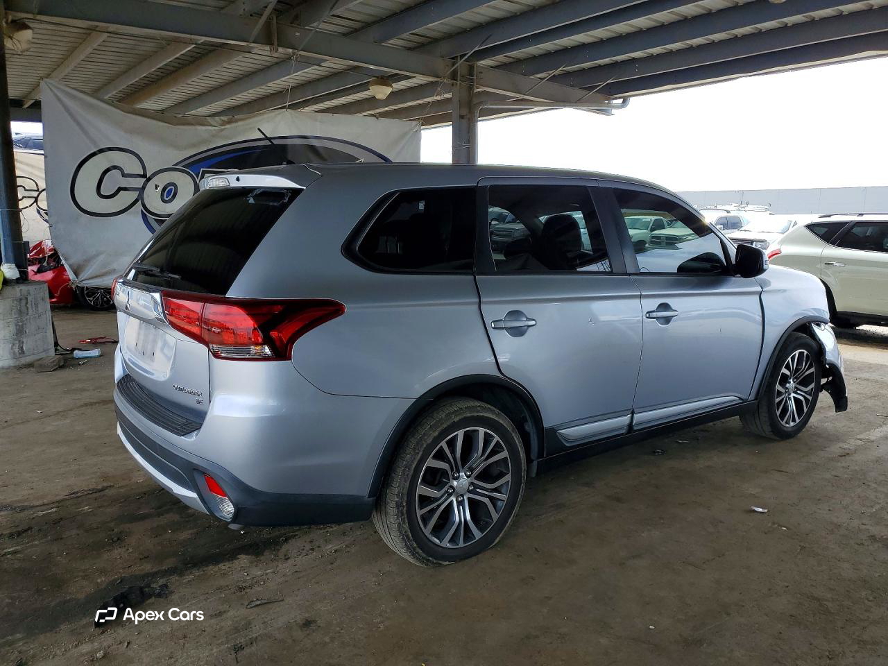 Mitsubishi Outlander 2016