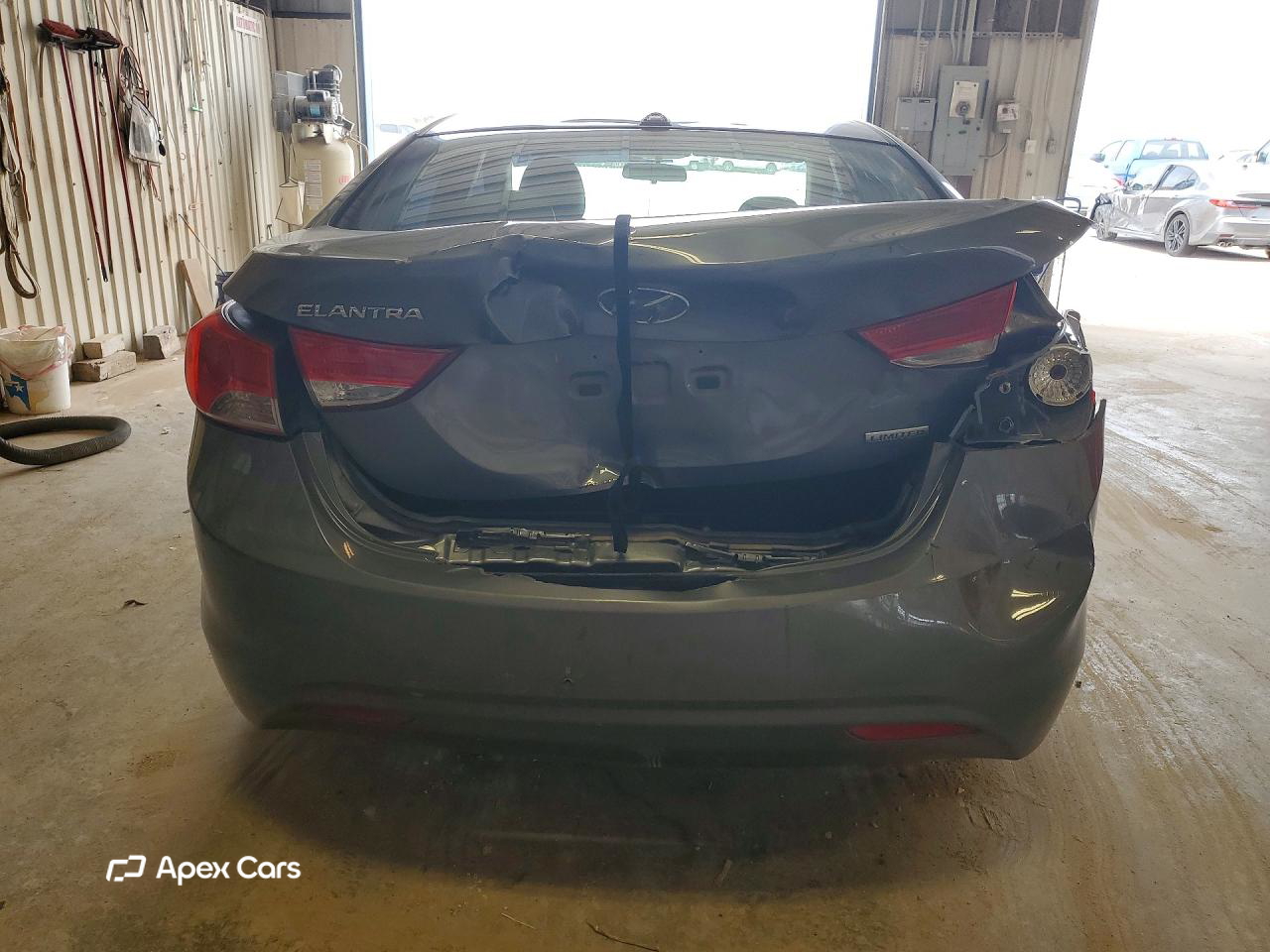 Hyundai Elantra 2012