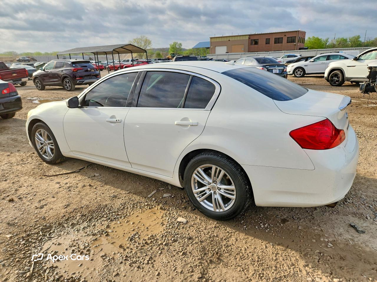 Infiniti G 2013