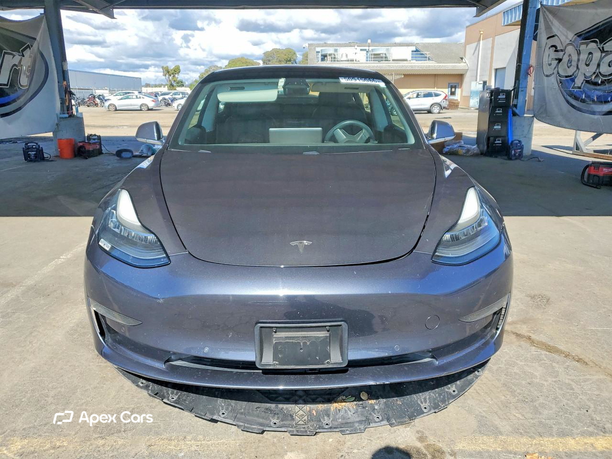 Tesla Model 3 2018
