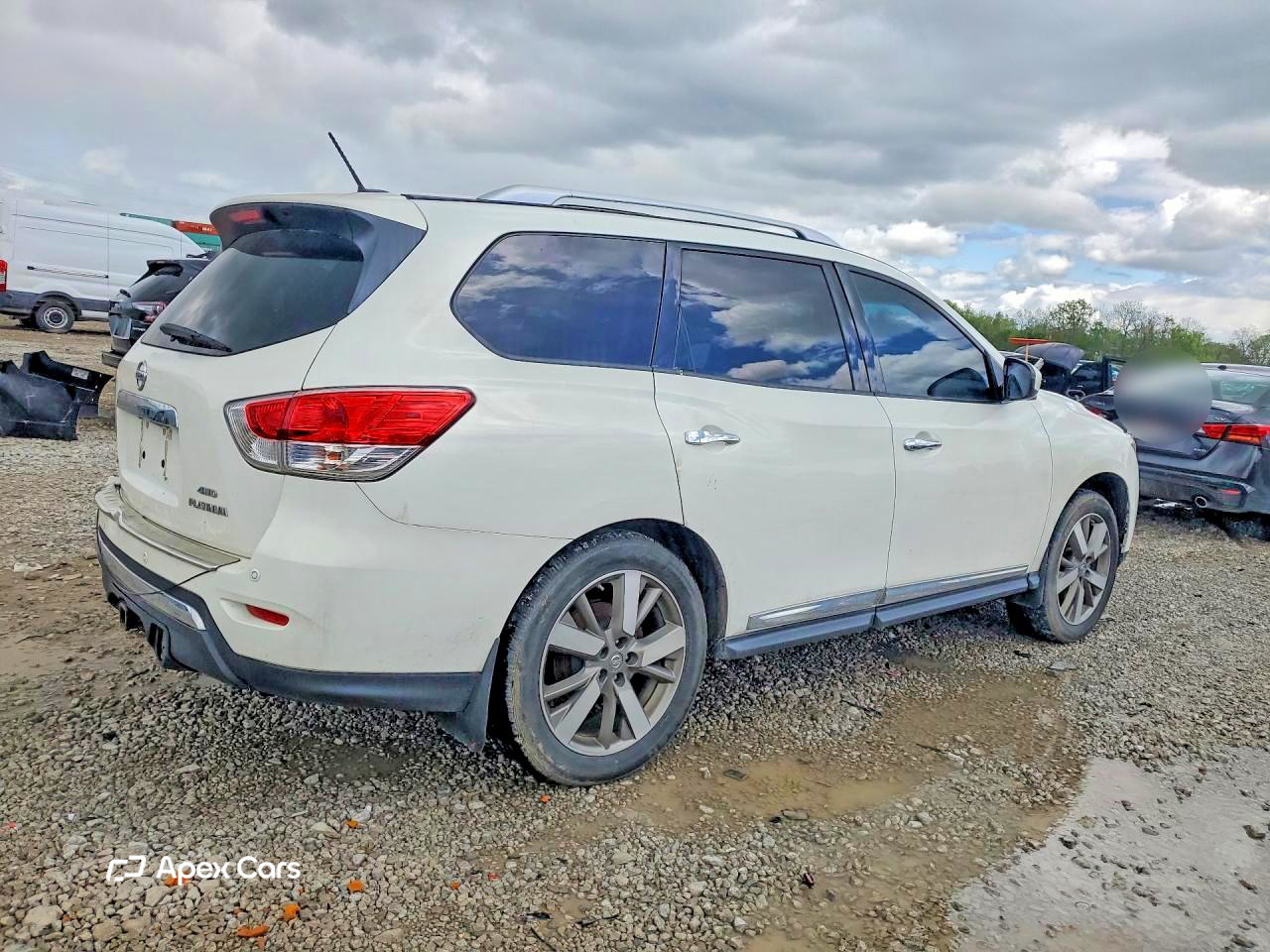 Nissan Pathfinder 2014