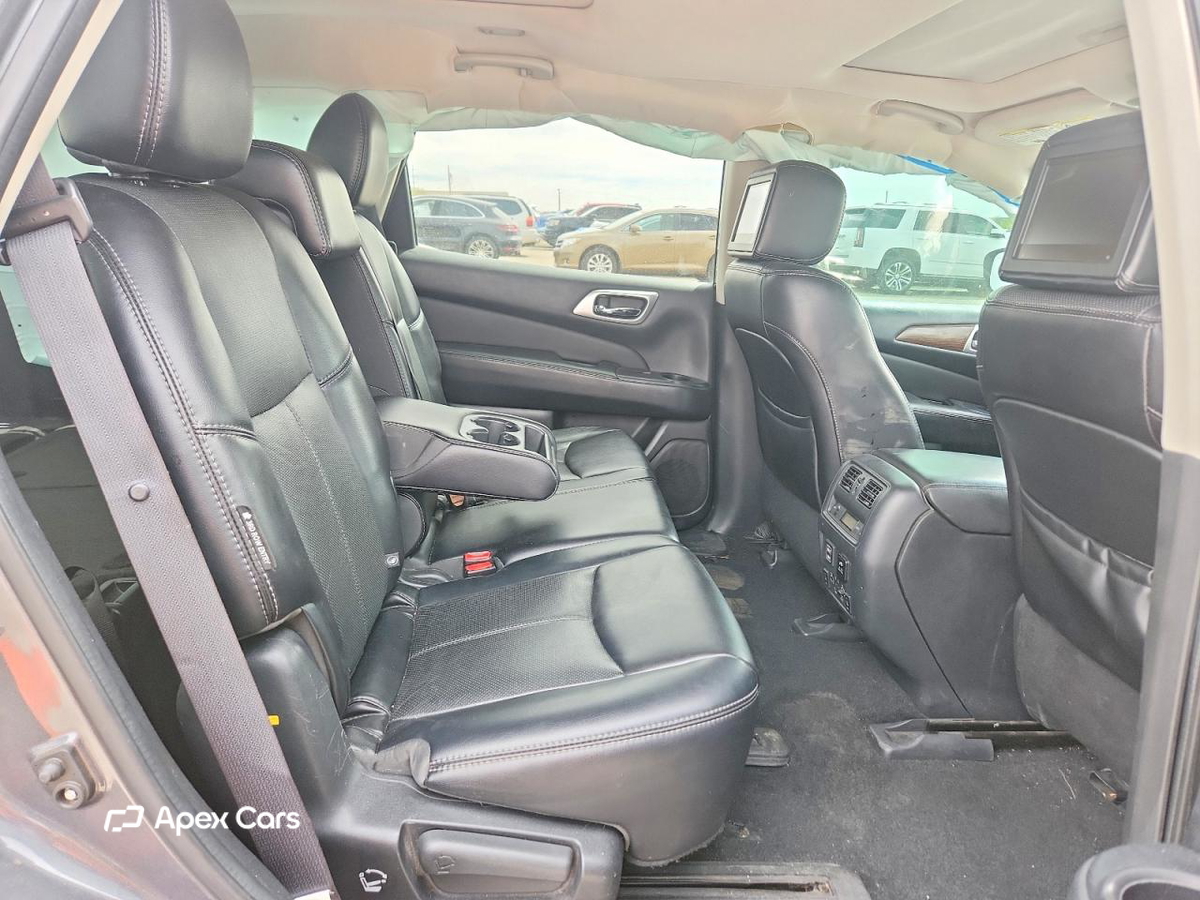 Nissan Pathfinder 2018