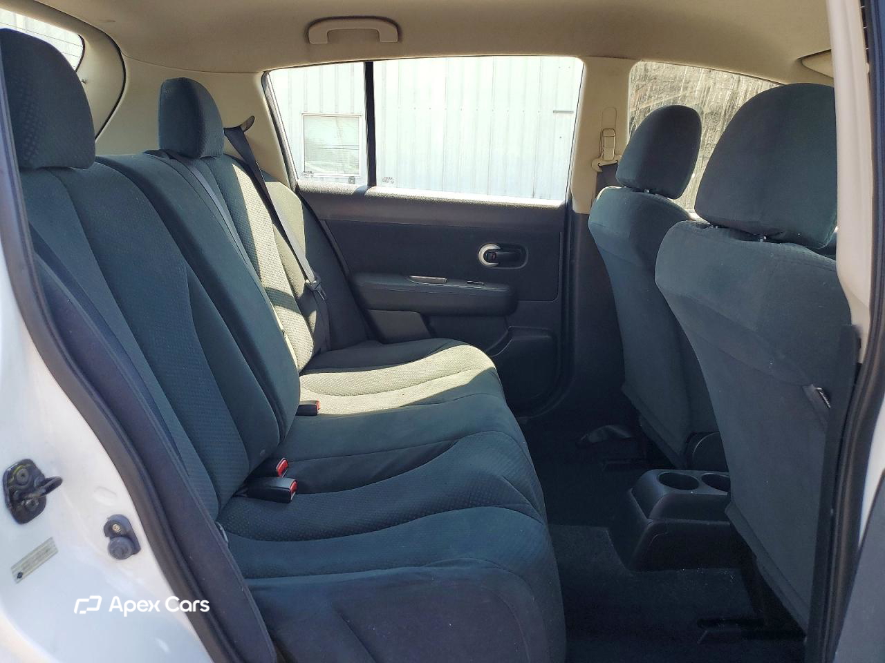 Nissan Versa 2012