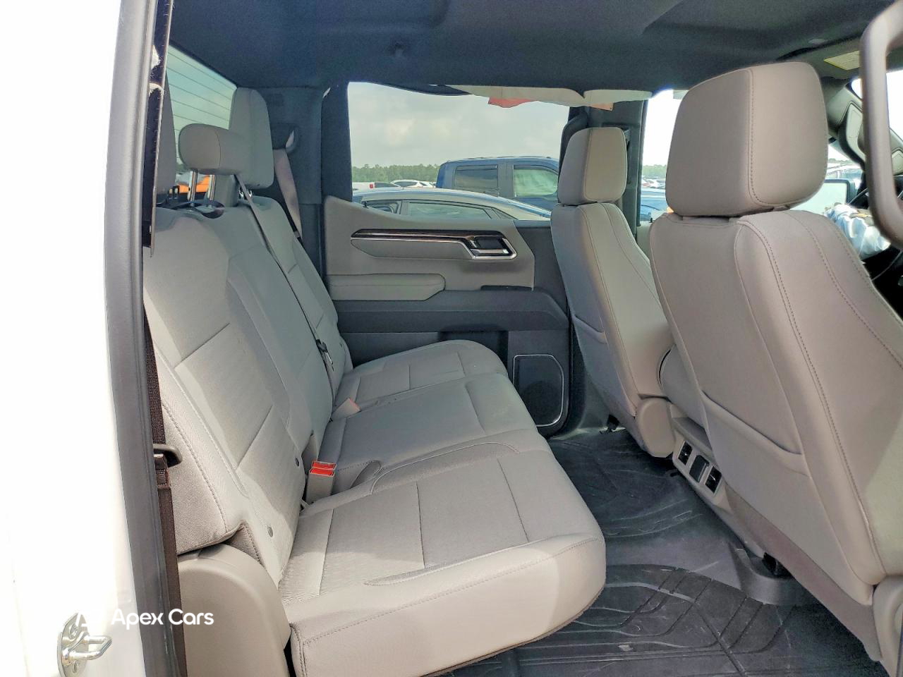 Chevrolet Silverado 2025