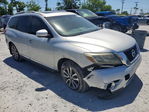Nissan Pathfinder 2016