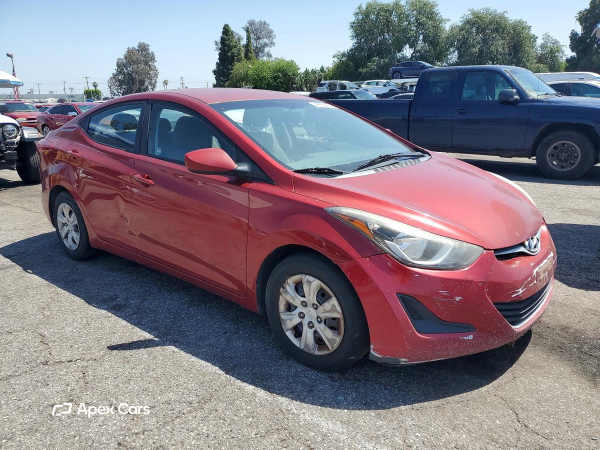 Hyundai Elantra 2016