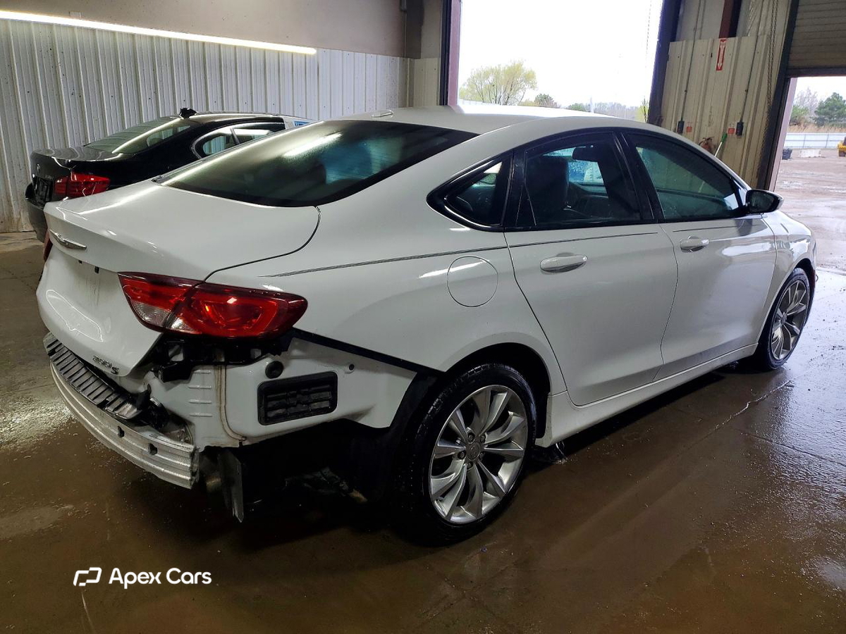 Chrysler 200 2015