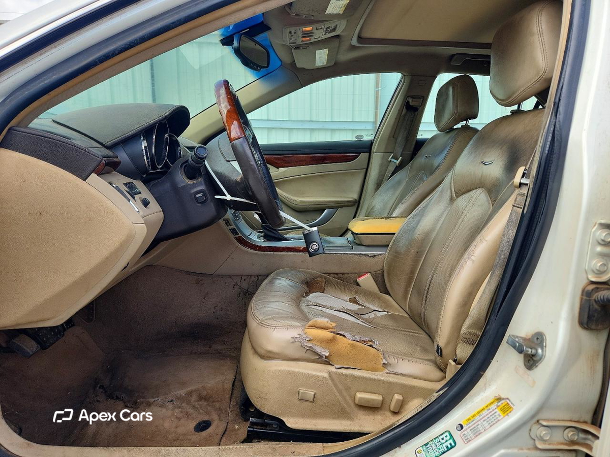 Cadillac CTS 2011