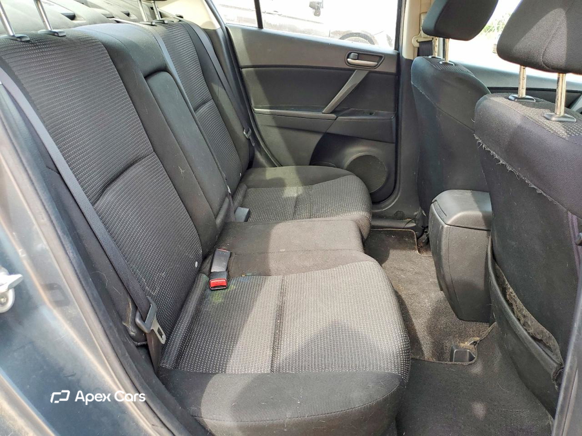 Mazda 3 2012
