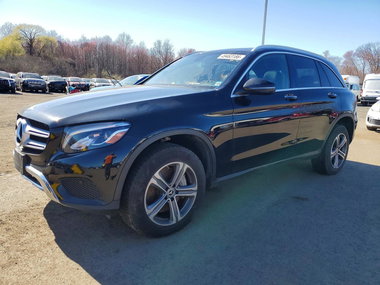 2019 Mercedes-Benz GLC - Zdjęcie 1 z 13
