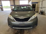 Toyota Sienna 2011