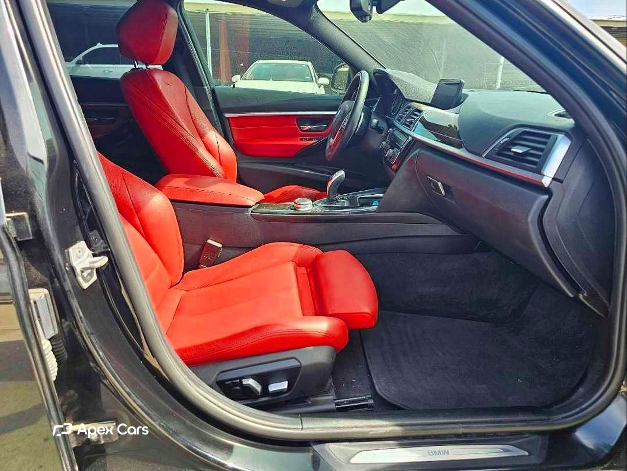 BMW Series 3 2016