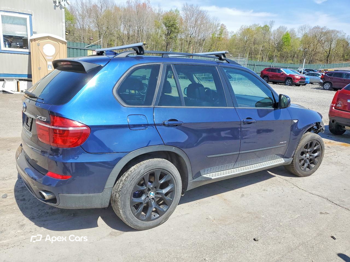 BMW X5 2011