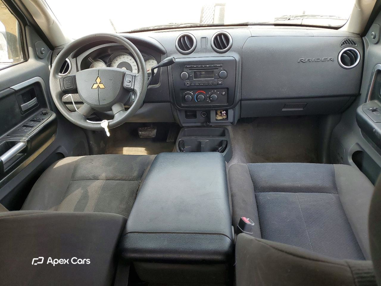 Mitsubishi Raider 2007