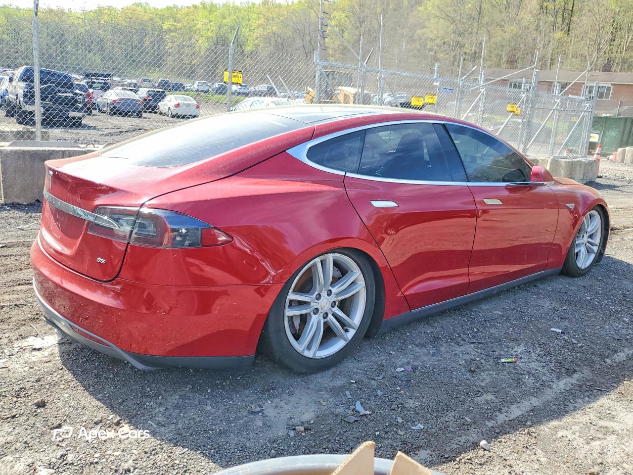 Tesla Model S 2015