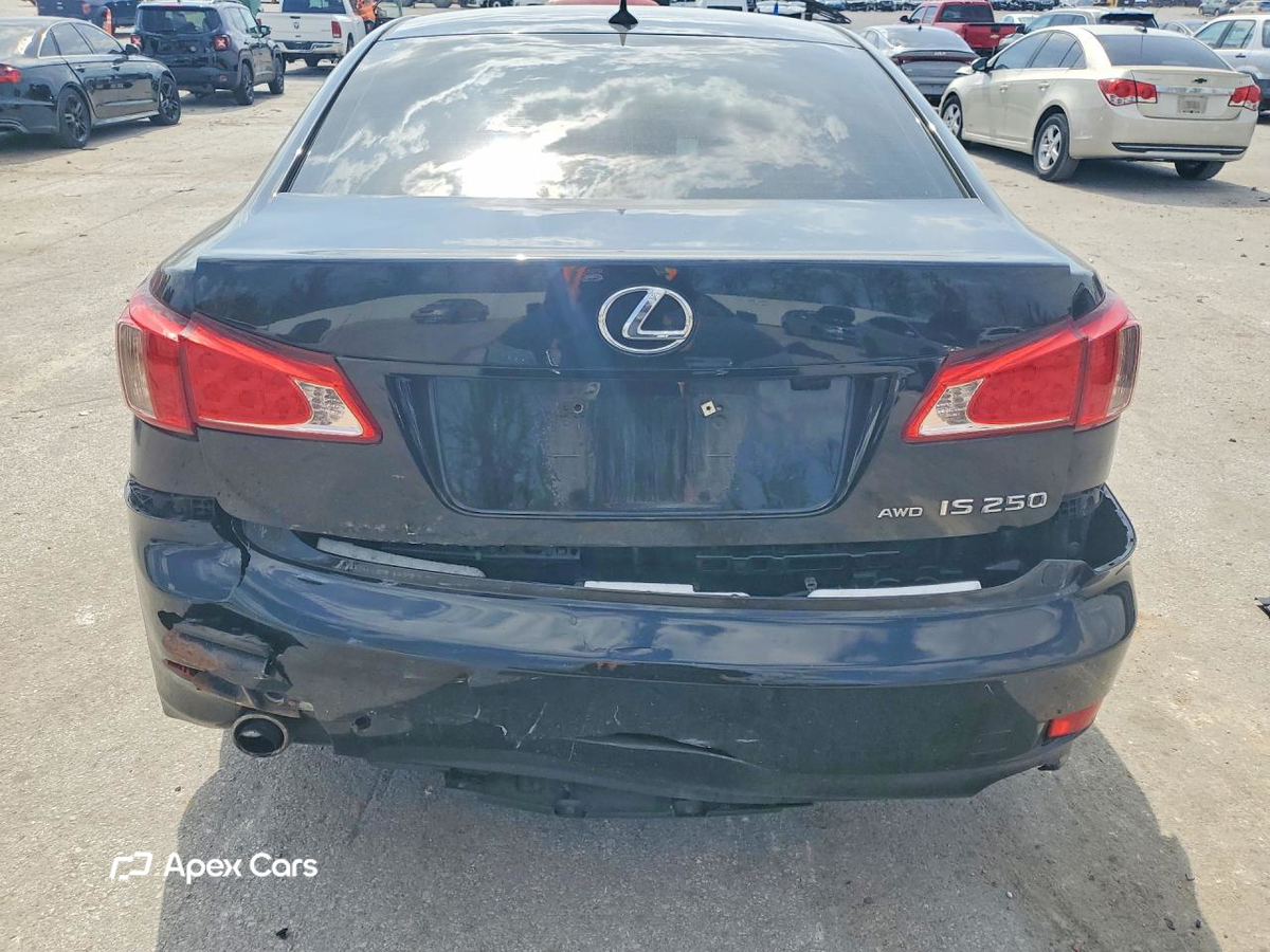 Lexus IS 2012
