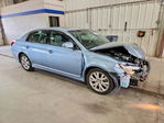 Toyota Avalon 2011