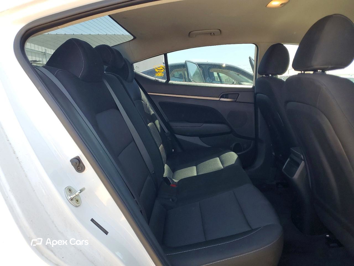 Hyundai Elantra 2018