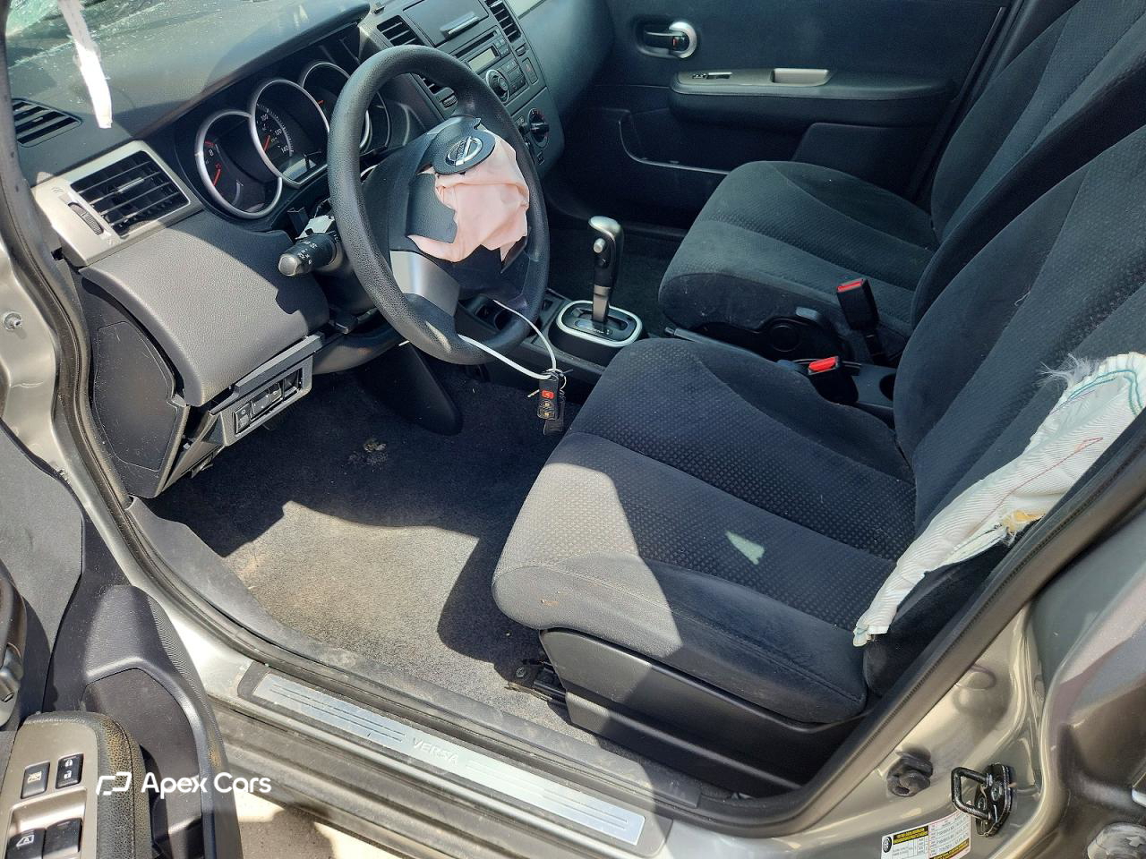 Nissan Versa 2011