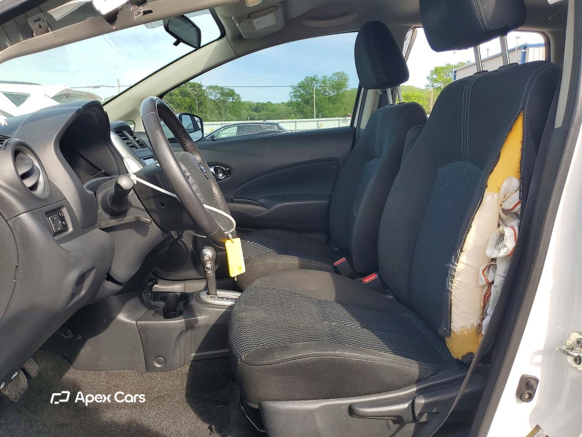 Nissan Versa 2019