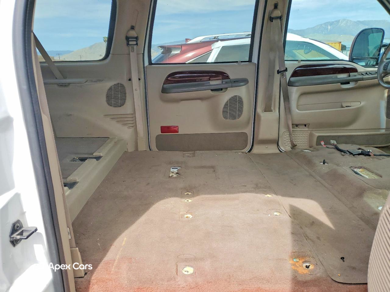 Ford Excursion 2004