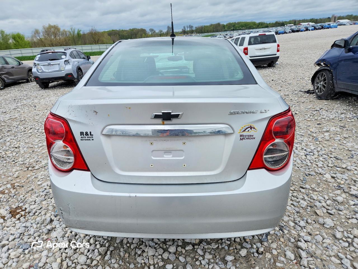 Chevrolet Sonic 2014