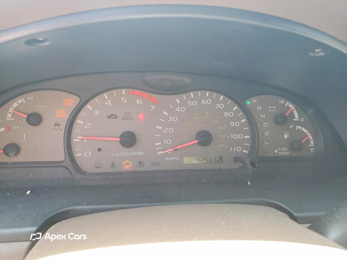 Toyota Sequoia 2002