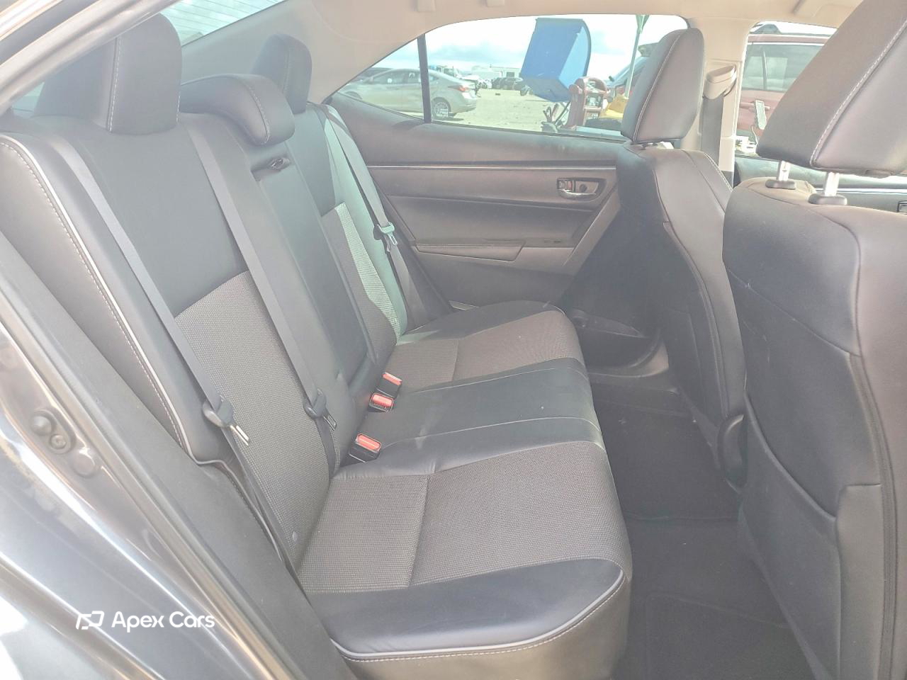Toyota Corolla 2015