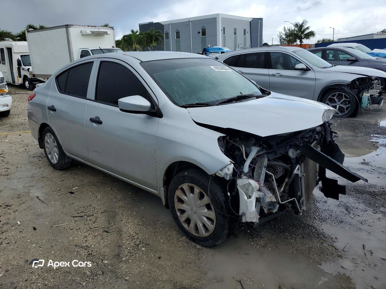 Nissan Versa 2018