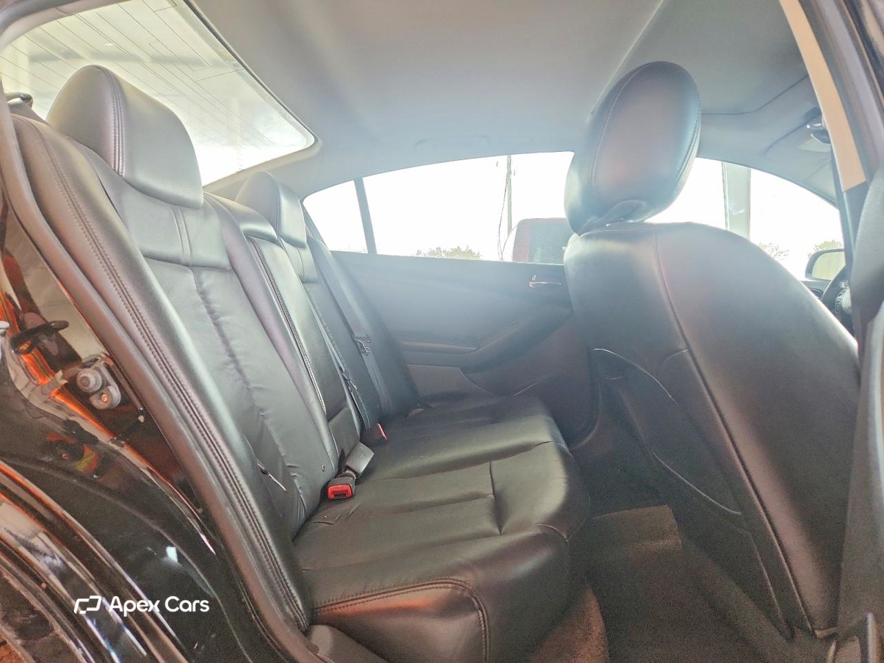 Nissan Altima 2012