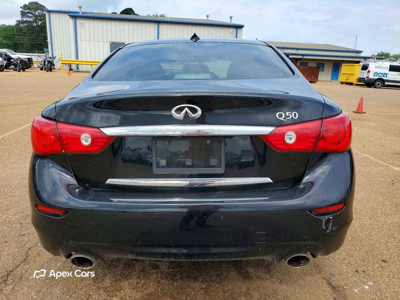 Infiniti Q50 2015