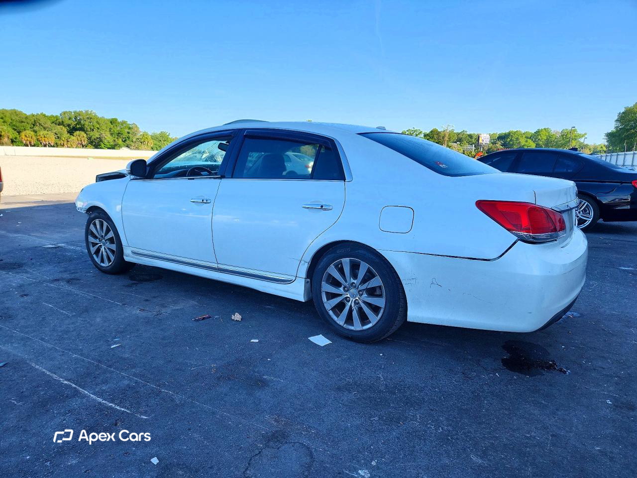 Toyota Avalon 2011
