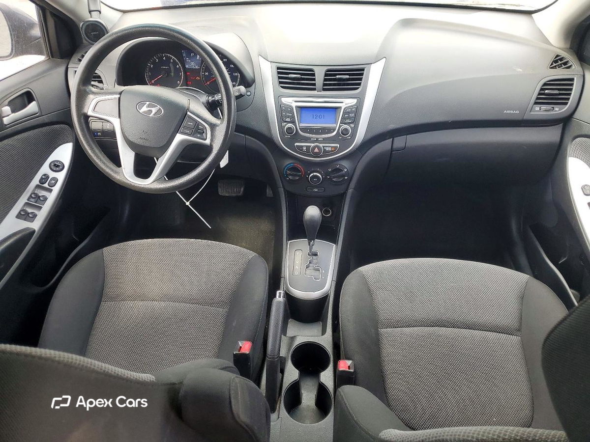 Hyundai Accent 2013