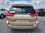 Toyota Sienna 2012