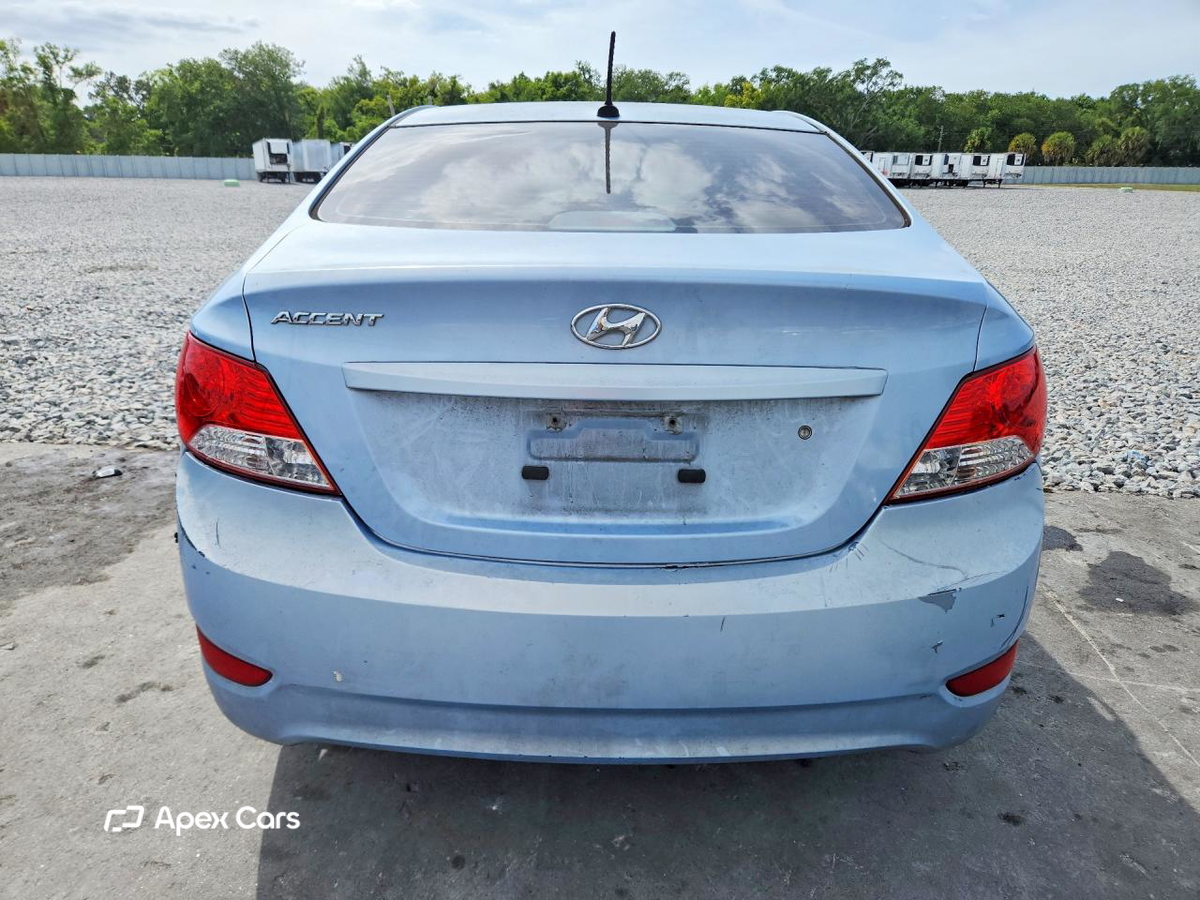 Hyundai Accent 2012