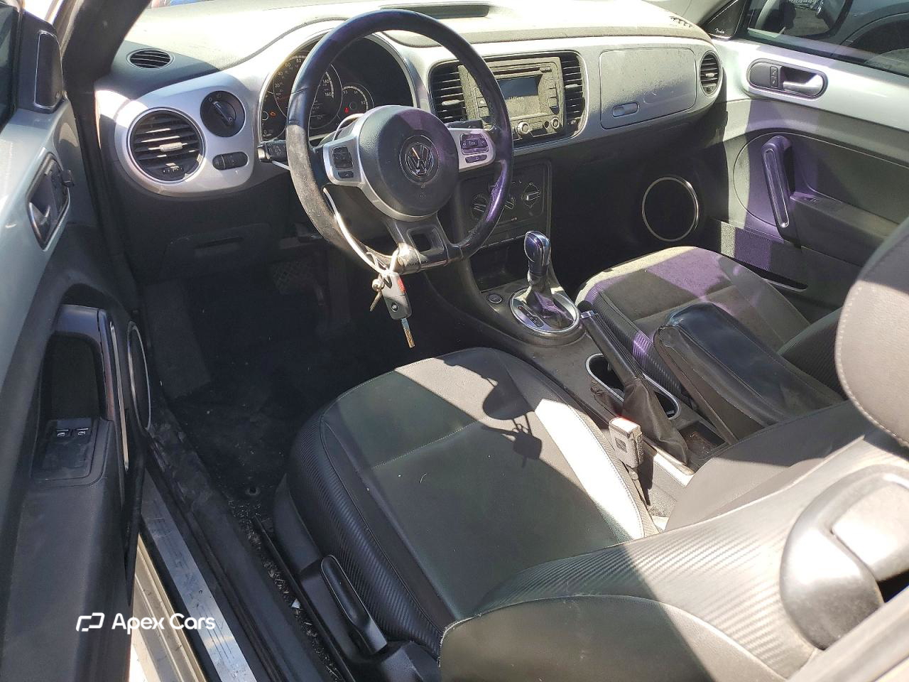 Volkswagen Beetle 2013