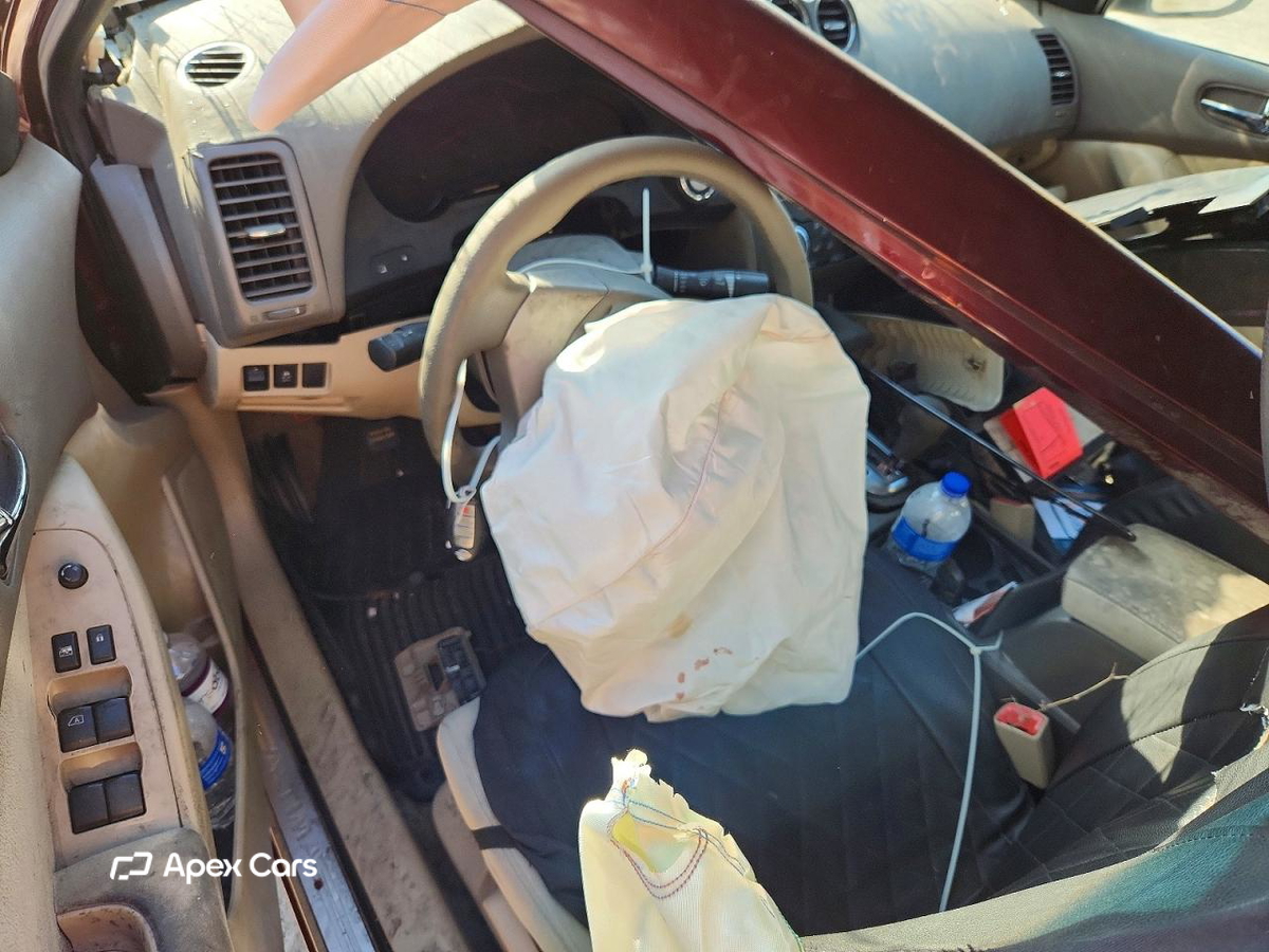 Nissan Altima 2012