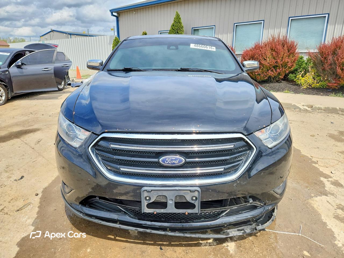 Ford Taurus 2017