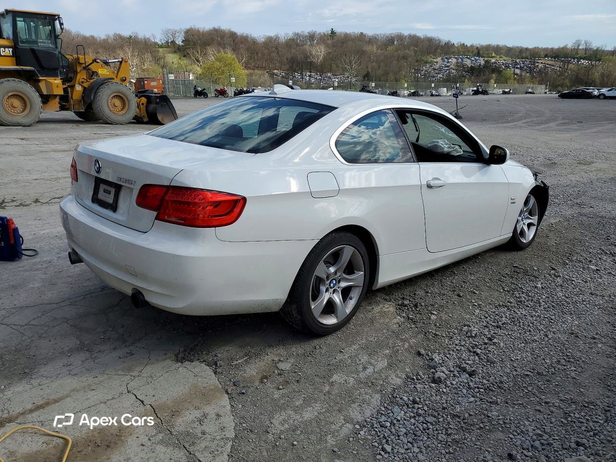BMW Series 3 2012