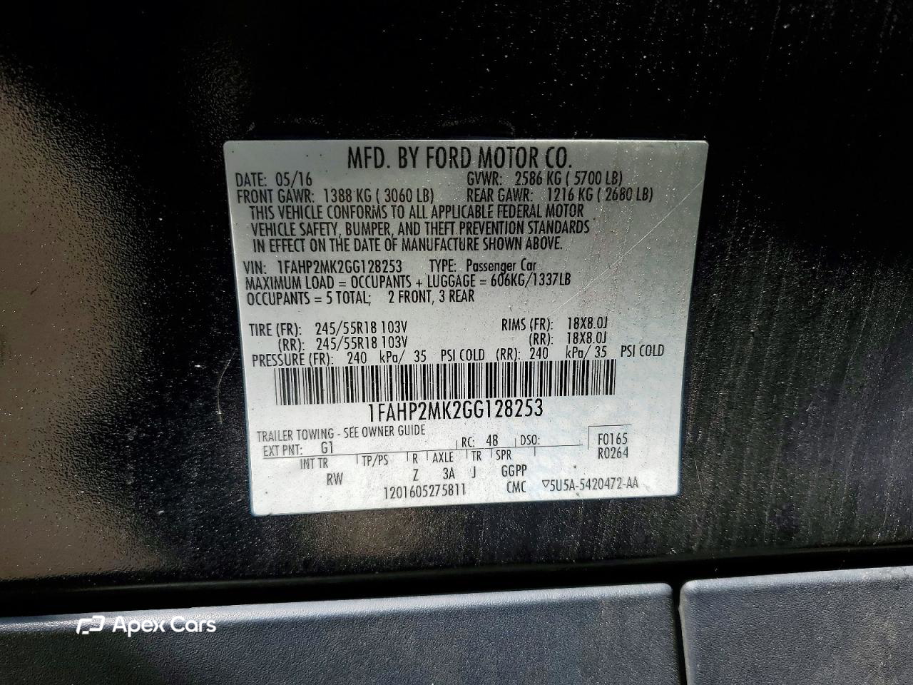 Ford Taurus 2016