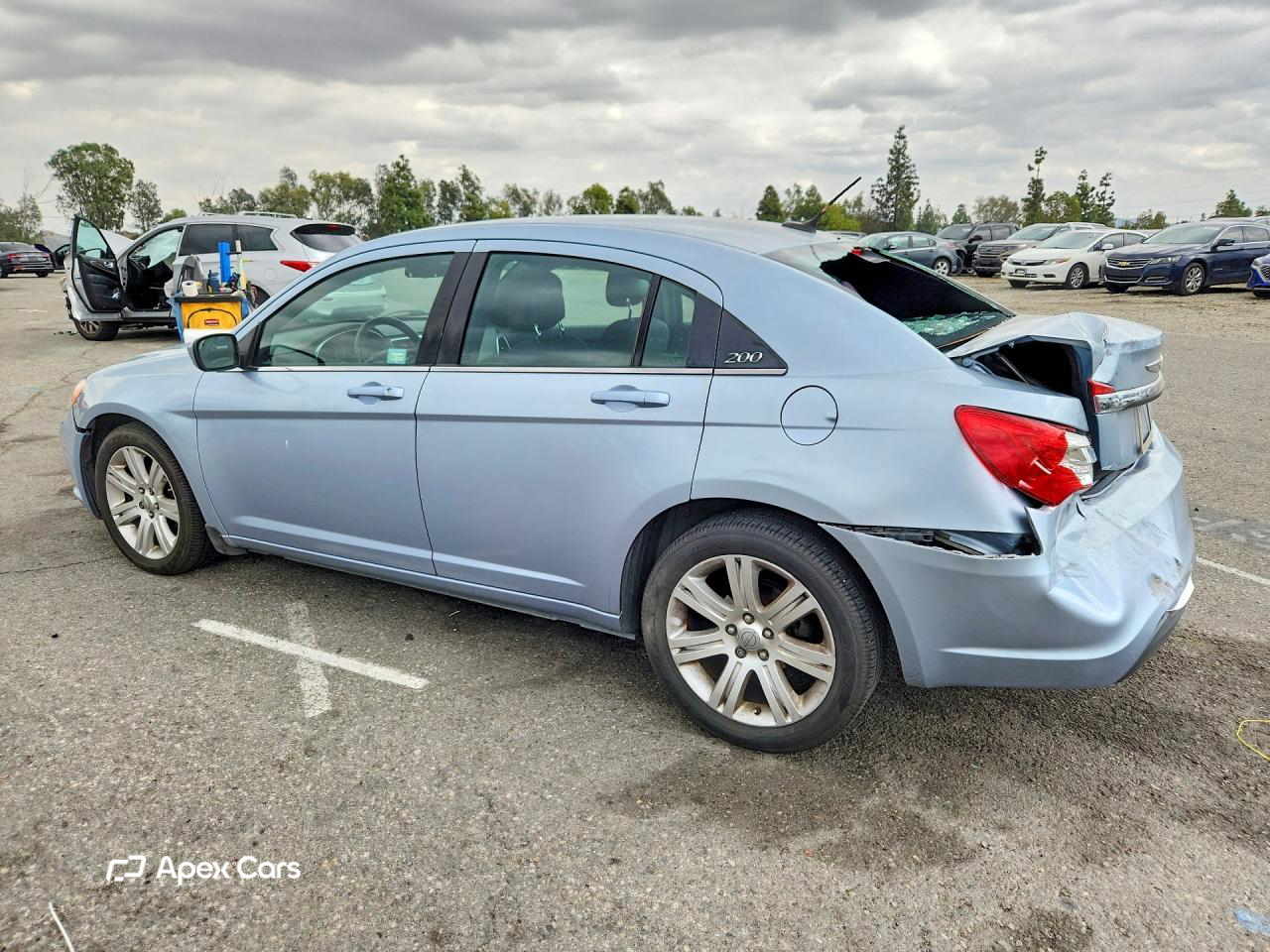 Chrysler 200 2013
