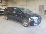 Chrysler Pacifica 2025
