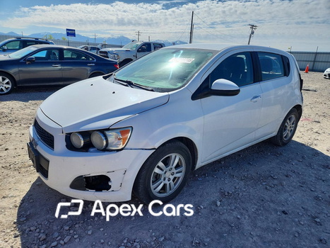 Chevrolet Sonic 2016 - Image 1 of 12