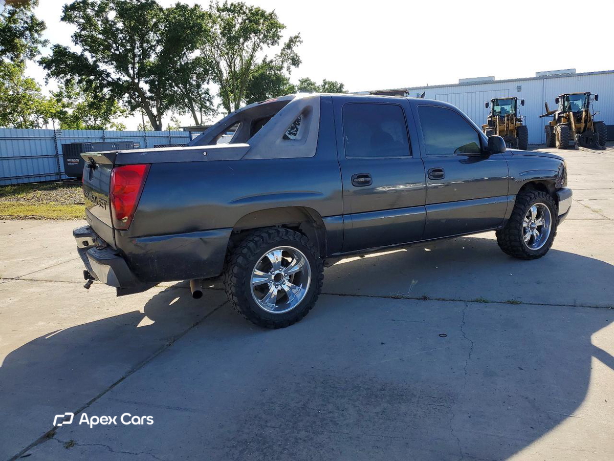 Chevrolet Avalanche 2004