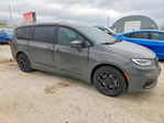 Chrysler Pacifica 2022