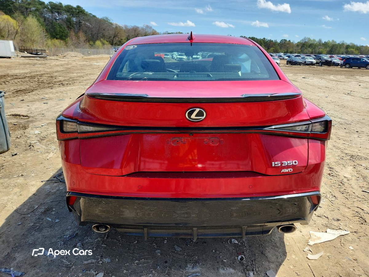 Lexus IS 2022