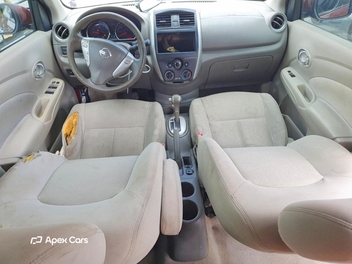 Nissan Versa 2016