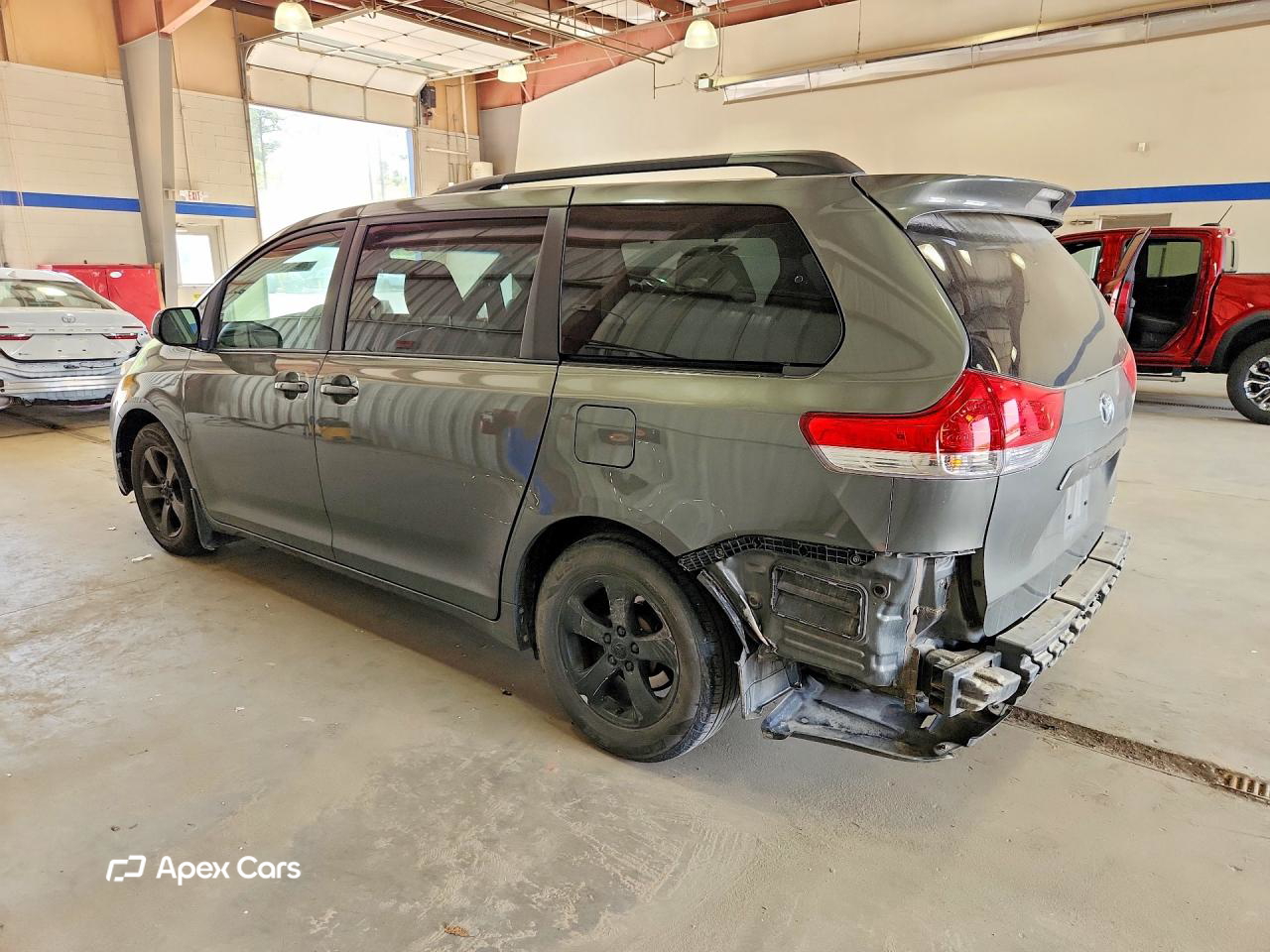 Toyota Sienna 2011