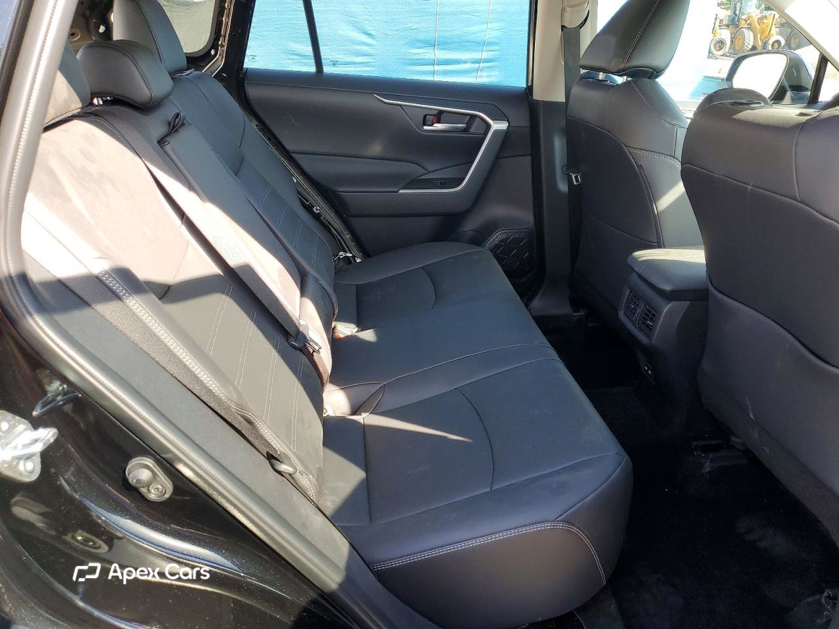 Toyota RAV 4 2025